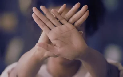 Apprendre à interrompre les pensées négatives pour préserver la confiance en soi